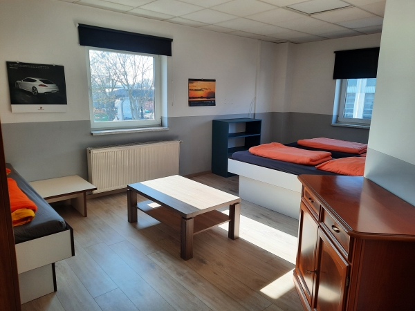Monteurunterkunft Erfurt für 10 Personen | Montana Apartment