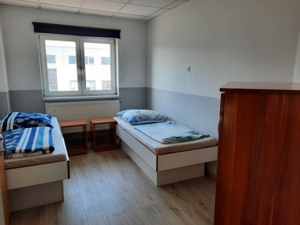 Monteurunterkunft Erfurt für 10 Personen | Montana Apartment