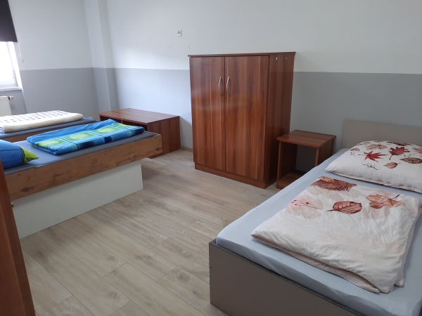 Monteurunterkunft Erfurt für 10 Personen | Montana Apartment